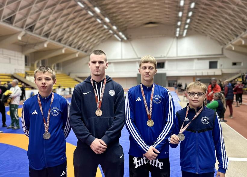 Tarptautinis imtynių turnyras Kristijan Kundzin Cup. Kelmiškiai parsivežė iš turnyro keturis medalius