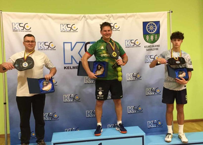 Kelmės rajono Pickleball vyrų vienetų pirmenybių nugalėtoju tapo Eugenijus Jafimovas, o dvejetų +40 pirmenybių nugalėtojais tapo Eugenijus Jafimovas su broliu Eriku