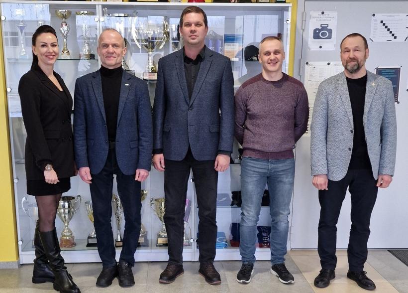Sporto centre lankėsi Lietuvos imtynių federacijos prezidentas Giedrius Dambrauskas bei viceprezidentas Valdas Kiveris