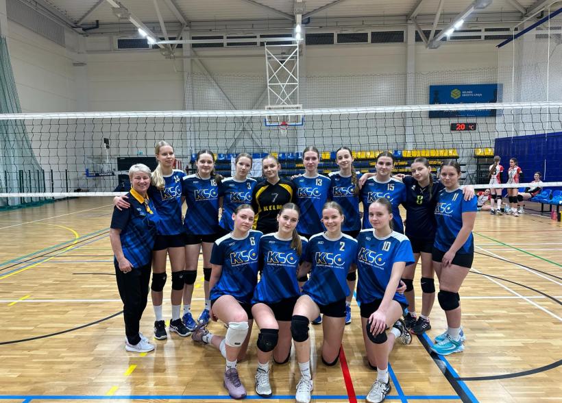Kelmės sporto centre sužaistos Lietuvos merginų tinklinio U19 čempionato rungtynės. Pergalę 3:0 iškovojo Kelmės SC komanda