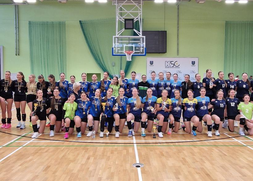 Kelmės sporto centro merginų tinklinio turnyras