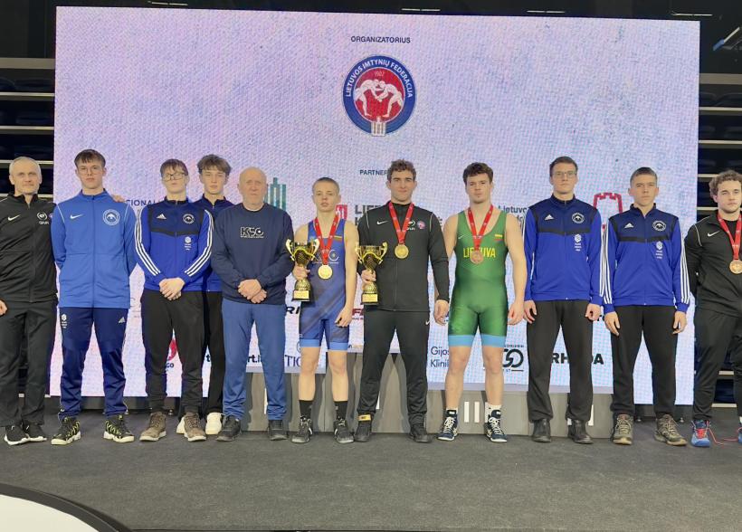 Lietuvos suaugusiųjų imtynių čempionate Kelmės SC sportininkai iškovojo 3 medalius