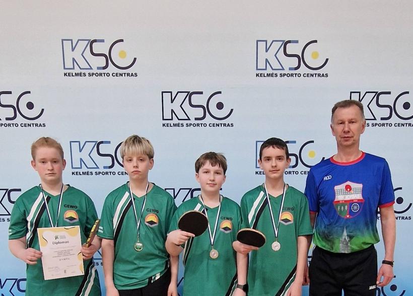 "Aukuro" pagr. mokykla laimėjo II vietą Lietuvos mokyklų žaidynių stalo teniso tarpzoninėse varžybose