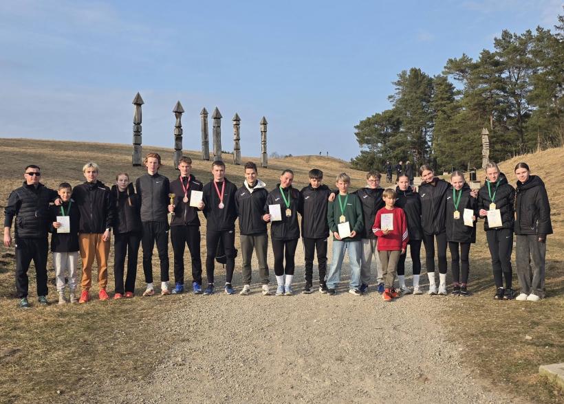 Lietuvos kroso taurės pirmasis etapas, kuriame puikiai pasirodė Kelmės sporto centro bėgikai